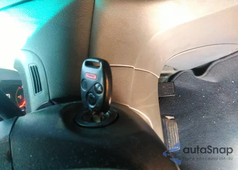 2005 Honda Accord 2.4 Ex from USA, damaged, VIN 1HGCM56855A050858